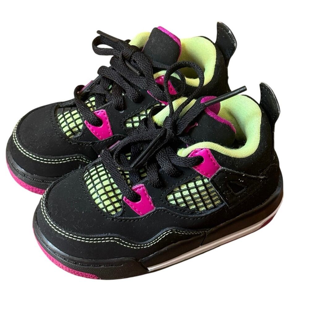 Nike Air Jordan 4 Retro Fuchsia Flash Black Pink Toddler Girls Shoes Size 6C - Picture 3 of 14